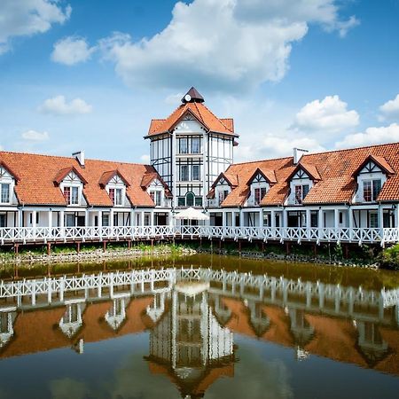 Osada Dankow Hotel Milomlyn Exterior photo