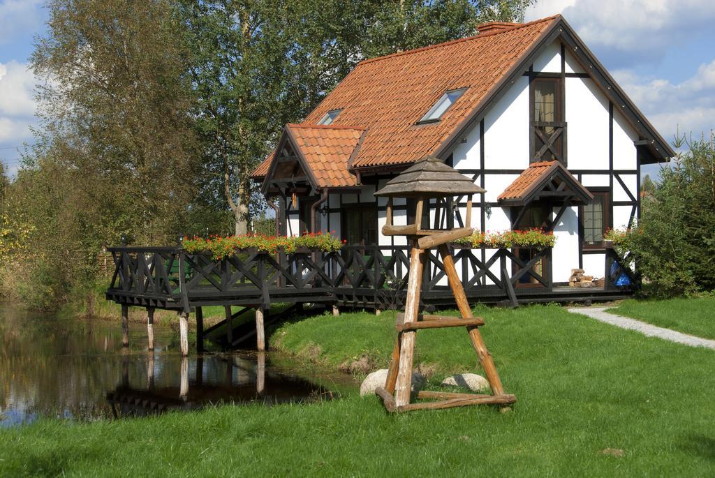 Osada Dankow Hotel Milomlyn Exterior photo